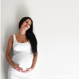 picture of chiropractic treatment of a San Jose pregnant patient